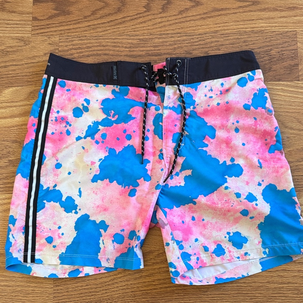 HURLEY board shorts size 28